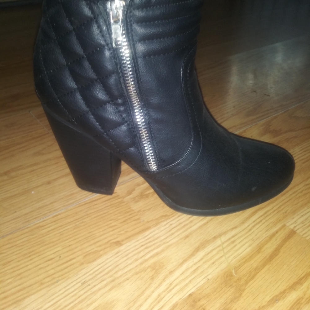 Womens size 9 dress up